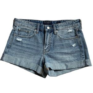 Lucky Brand Boyfriend Blue Denim Cuffed Shorts Size 6/28 Distressed Cotton